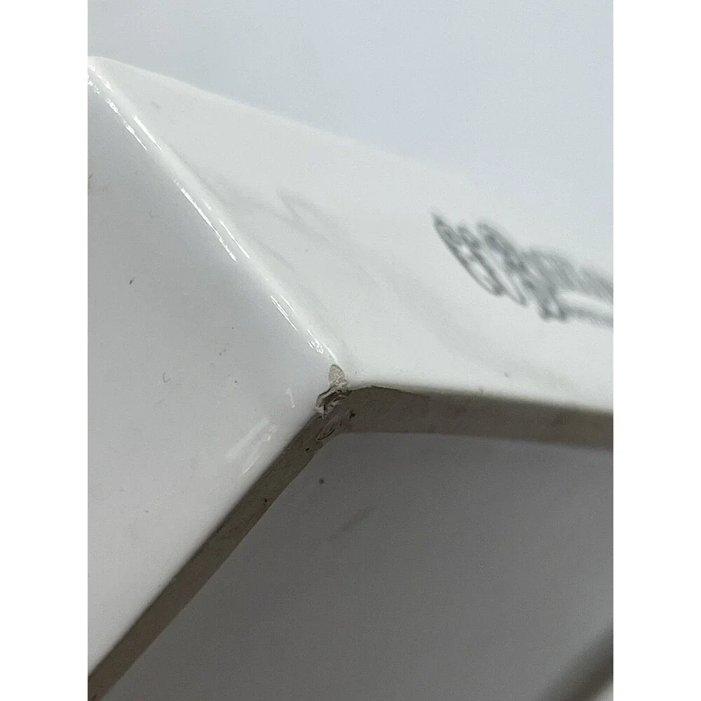 CO Bigelow Apothecaries Ceramic White Soap Dish